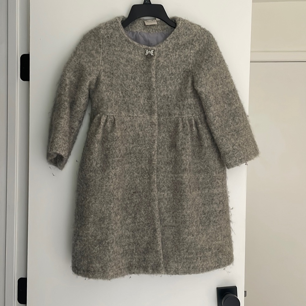 Girl’s winter coat with 7/8 sleeve length